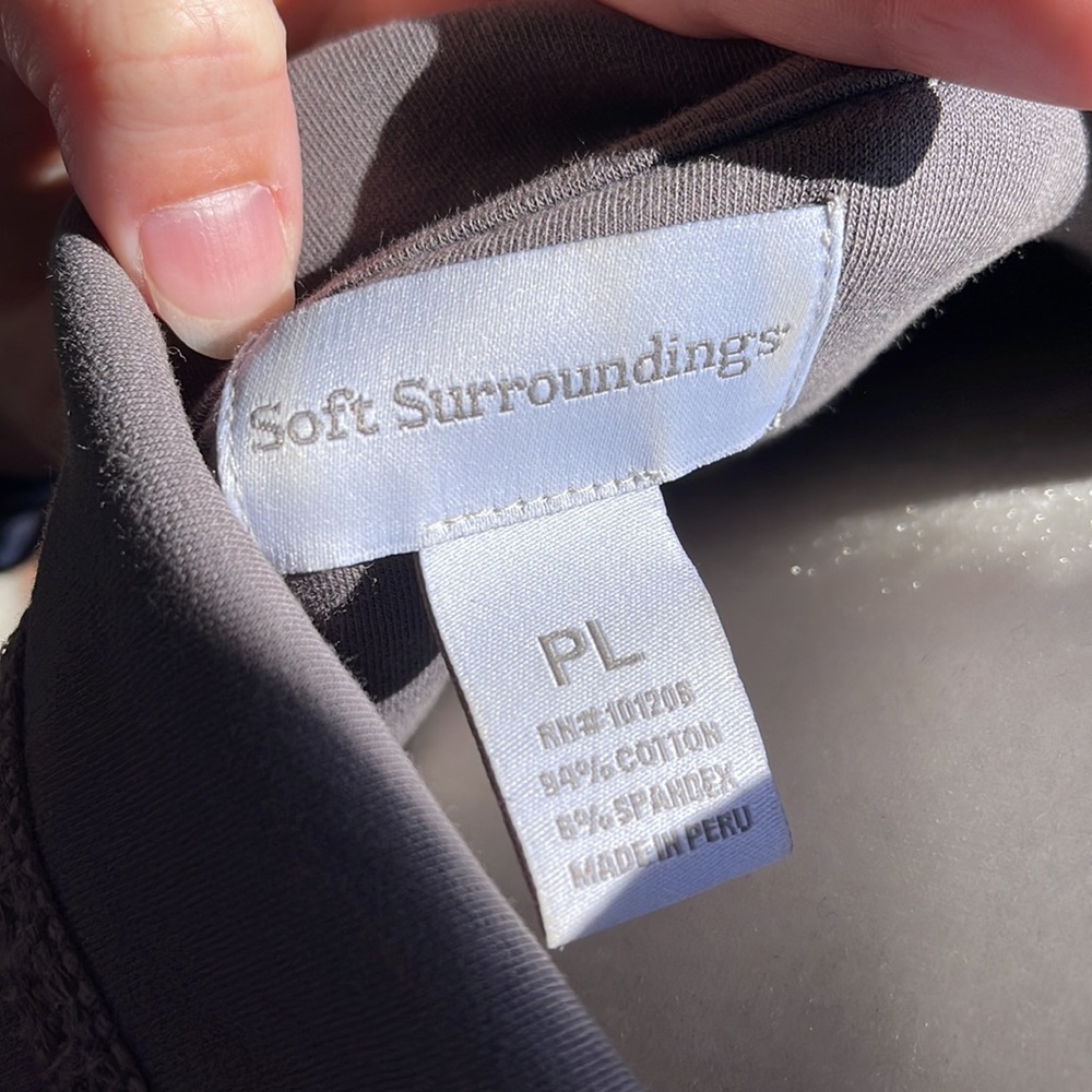 Gray Soft Surrounding Jacket - image 8